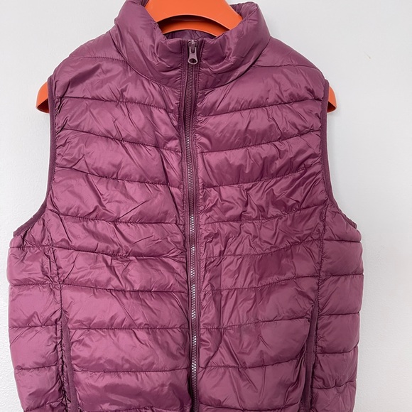Puffer vest - Large - Forever 21 - Picture 1 of 3